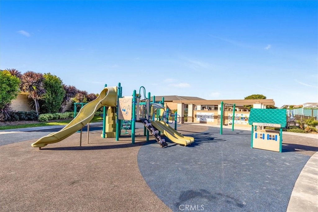 Townhomes-Seaterrace (N.S.) (NST) - Residential Lease