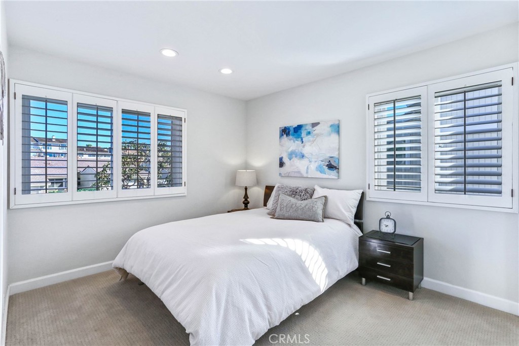Townhomes-Seaterrace (N.S.) (NST) - Residential Lease
