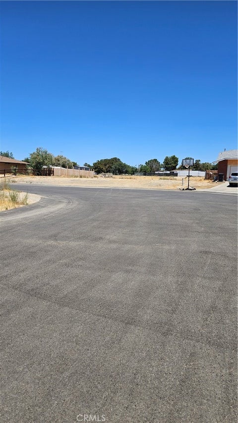 Photo of 17837 Rawhide Ave, Palmdale, CA 93591 (MLS # SR26166643)