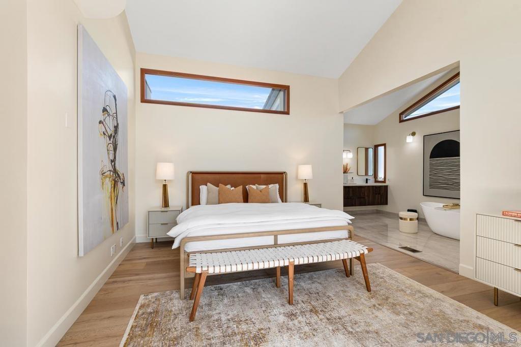 7911 El Paseo Grande