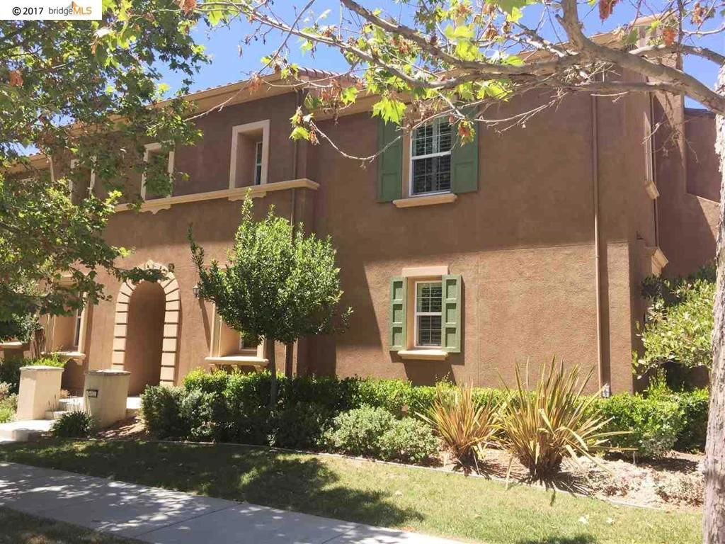 listing image 130725561433542840103