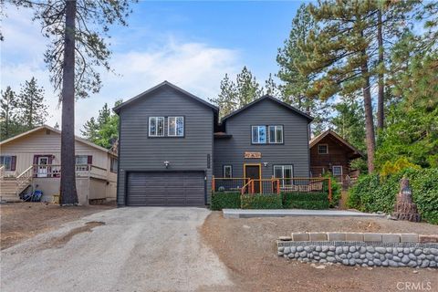 Photo of 1279 Irene Street, Wrightwood, CA 92397 (MLS # IV25227913) Photo of 1279 Irene Street, Wrightwood, CA 92397 (MLS # IV25227913)