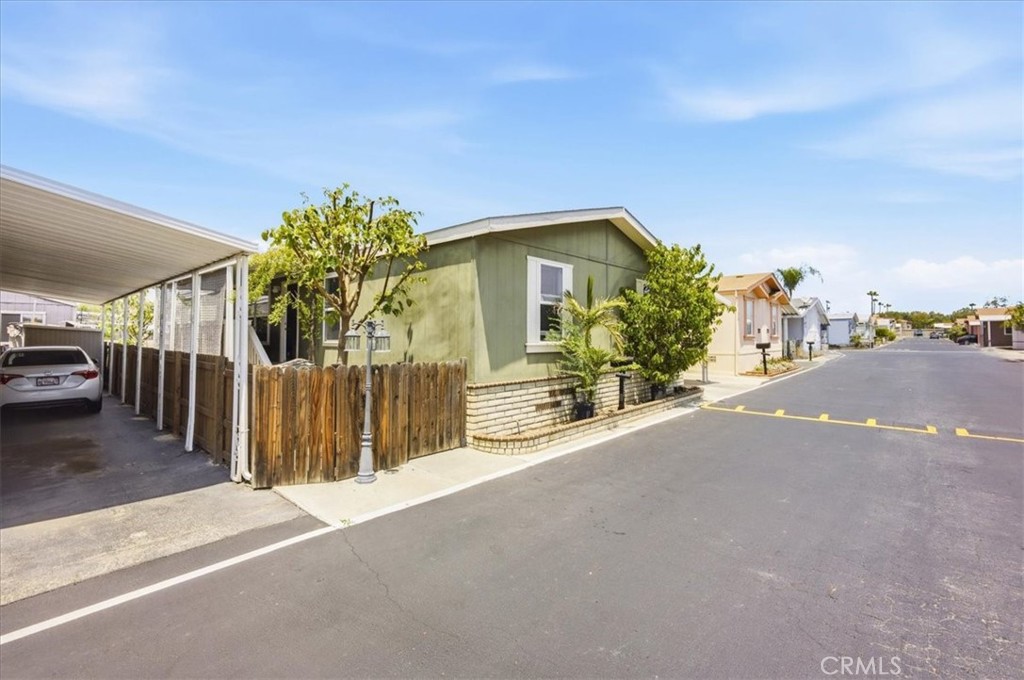 3667 Valley Blvd 202