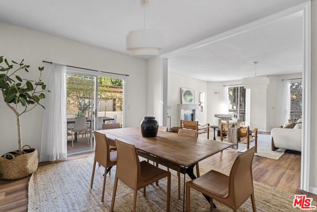 Photo of 1524 Franklin Street #E, Santa Monica, CA 90404 (MLS # 25581727)