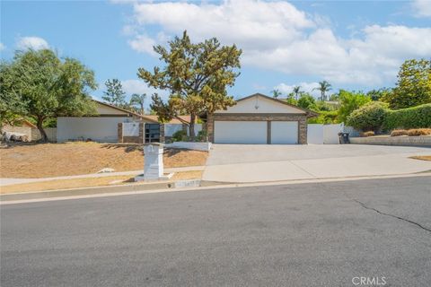 19941 Hiawatha Street Chatsworth CA 91311