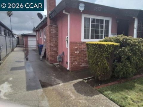 Photo of 1872 16th Street St, San Pablo, CA 94806 (MLS # 41131752)