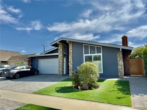 5832 Camphor Avenue Westminster CA 92683