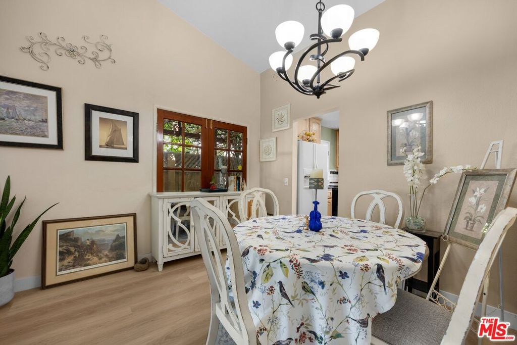 listing image 130721891540940706361