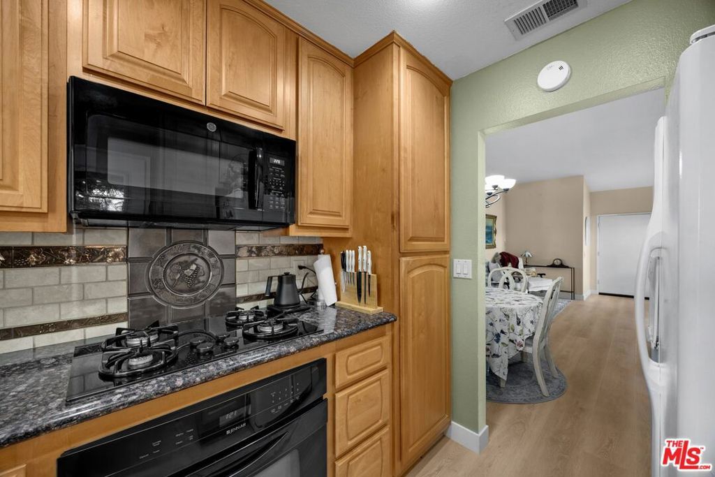 listing image 130725100291110629754