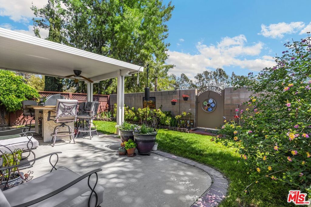listing image 130722319058758547667