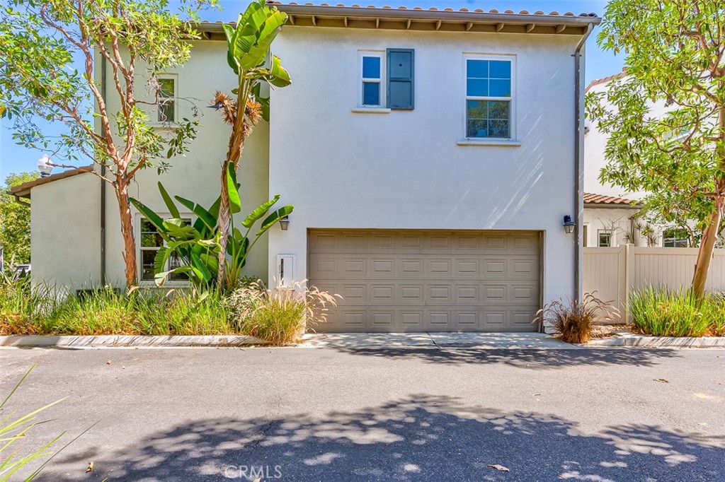 440 N Santa Maria Street