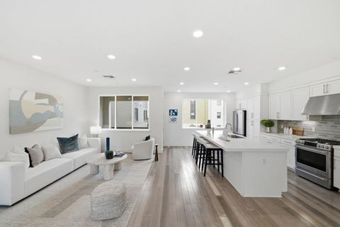 Photo of 44808 Fremont Boulevard #1004, Fremont, CA 94538 (MLS # ML82042624)