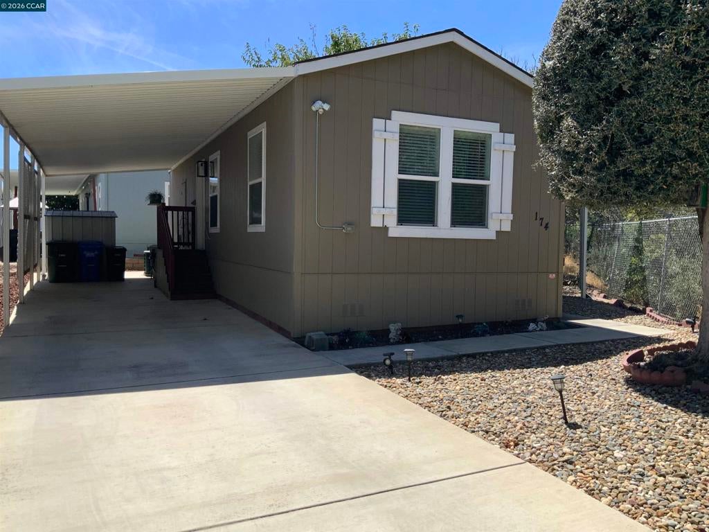 174 Sunset Way