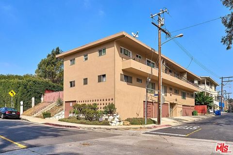 4587 Don Tomaso Drive Los Angeles CA 90008