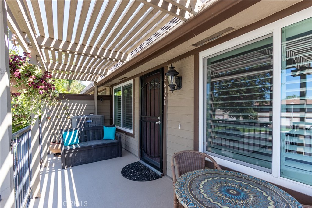 Aliso Villas (AV) - Residential