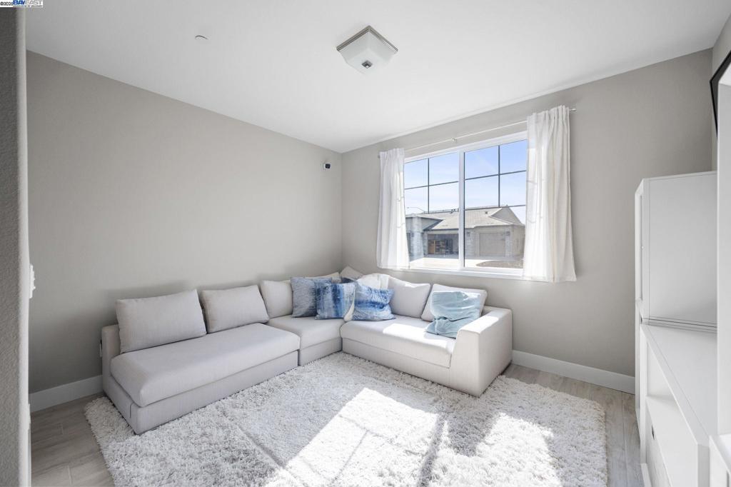 Not Listed - Residential