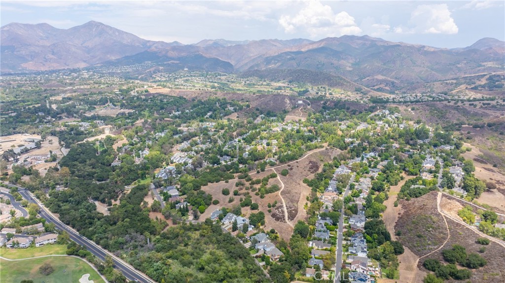 Village (TV) - Residential
