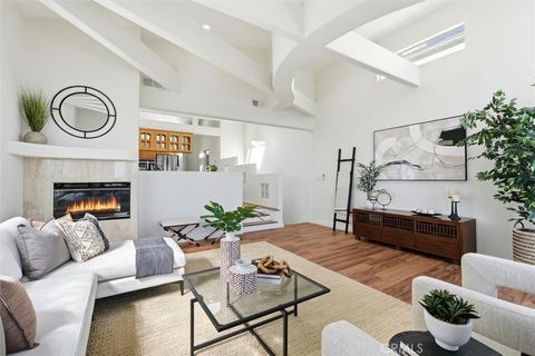 Photo of 1752 Carver Street, Redondo Beach, CA 90278 (MLS # SB25243705) Photo of 1752 Carver Street, Redondo Beach, CA 90278 (MLS # SB25243705)