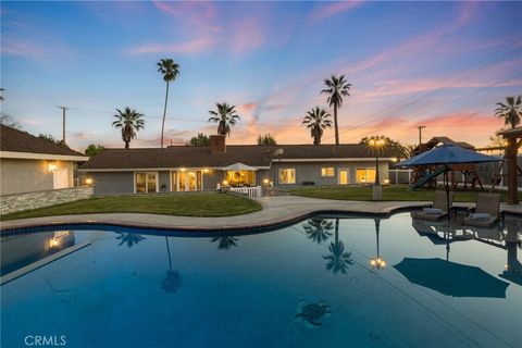 Photo of 735 E Sierra Madre Ave, Glendora, CA 91741 (MLS # PW26023707)