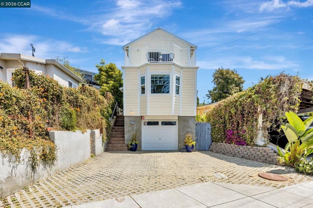 Photo of 6607 6607 Cutting Blvd Blvd, El Cerrito, CA 94530 (MLS # 41123572)