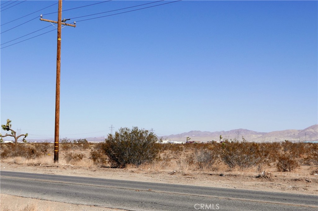 Potential 5 acres corner-lot vacant land in Adelanto city for investors. Located close to FWY 15 and HWAY 395 convenient for all transportation. Walking distance to Victoria Magathan Elementary School and newly- built homes residential communities. A few minutes driving to post office, shopping centers, City Hall, stadium, and the famous Copart, a global leader in online car auctions, only 1 block walking distance to this land. The value is in the land and its location, location!. Buyers have to verify all permits with the City Planning at the City of Adelanto.