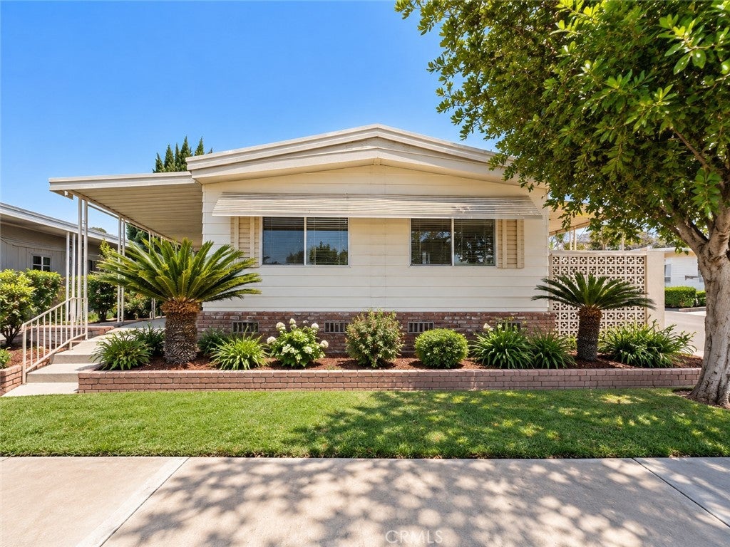 16966 Lake Knoll
