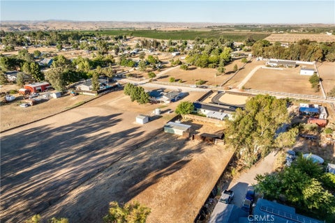 Tiny photo for 4321 Whispering Oak WAY, Paso Robles, CA 93446 (MLS # SC26157155)
