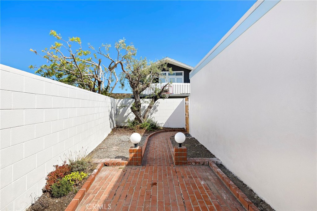 Newport Shores (NEWS) - Residential Lease
