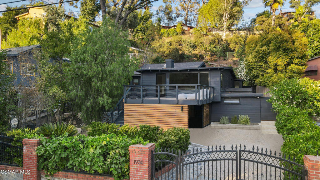 1930 Seminole Drive