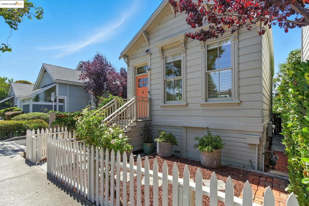 WEST BERKELEY - Residential