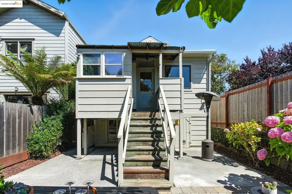 WEST BERKELEY - Residential