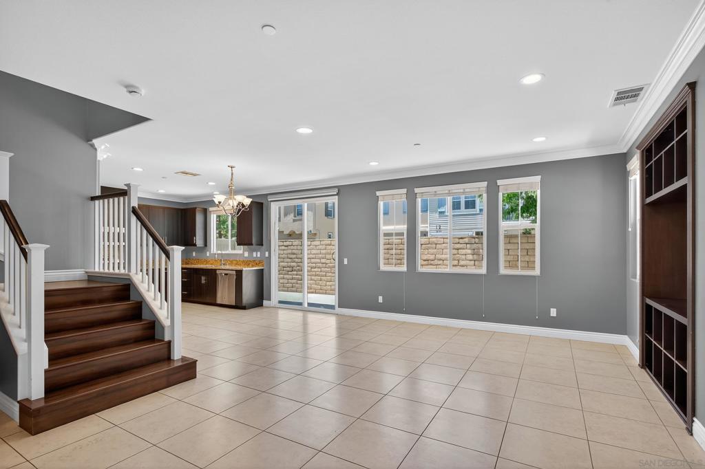 42921 Avenida Amistad