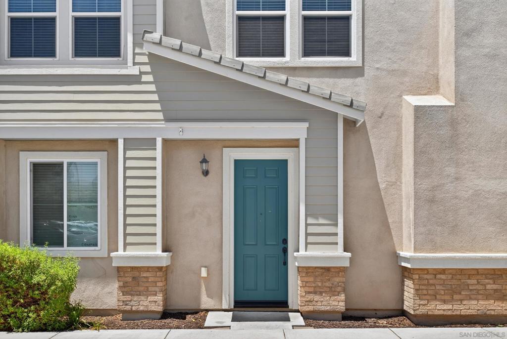 42921 Avenida Amistad