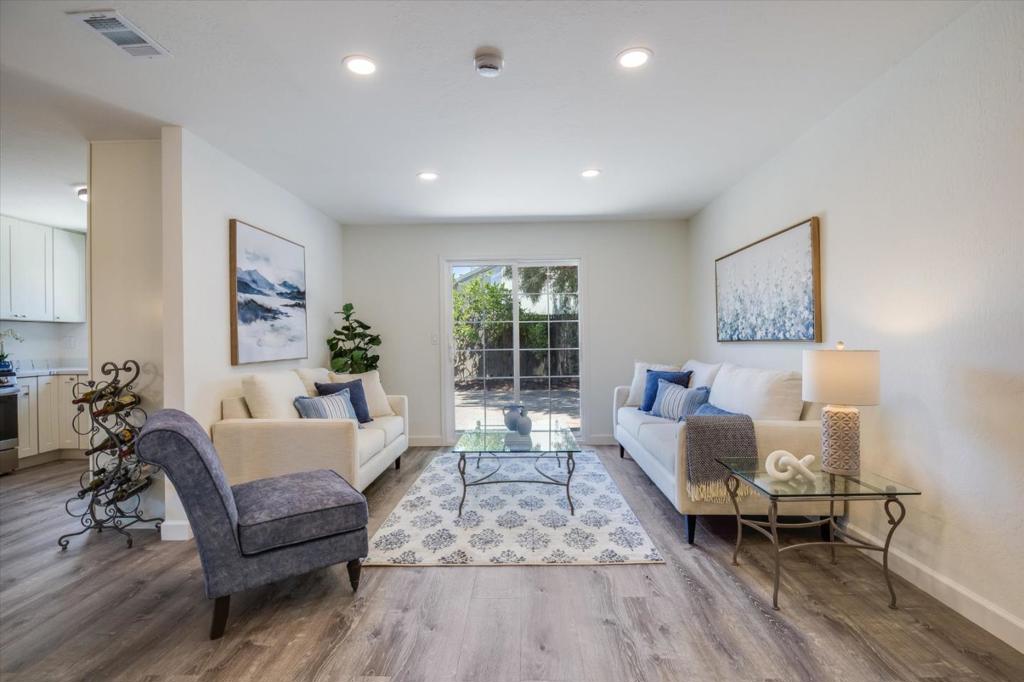 8240 Springdale Court