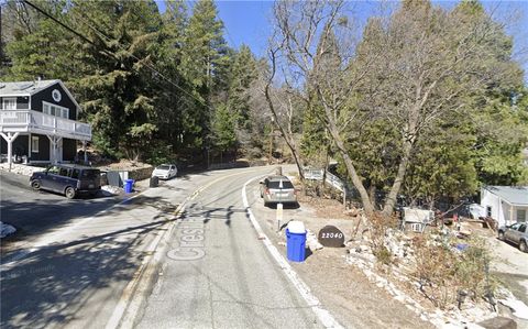 Photo of 22043 Crest Forest Dr, Cedarpines Park, CA 92322 (MLS # SR25261227)