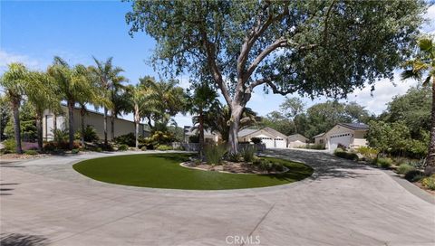 Photo of 9071 Palomar Avenue, Atascadero, CA 93422 (MLS # NS26061080)