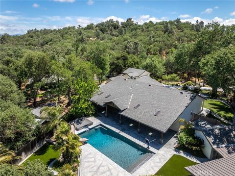 Tiny photo for 9071 Palomar Avenue, Atascadero, CA 93422 (MLS # NS26061080)