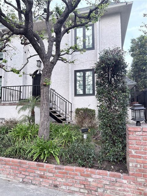 Photo of 1322 Wellesley, Los Angeles, CA 90025 (MLS # PW25279631)