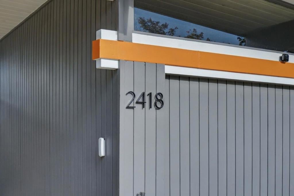2418 Fairglen Drive