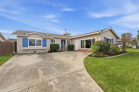 4694 Strawberry Park Drive San Jose CA 95129