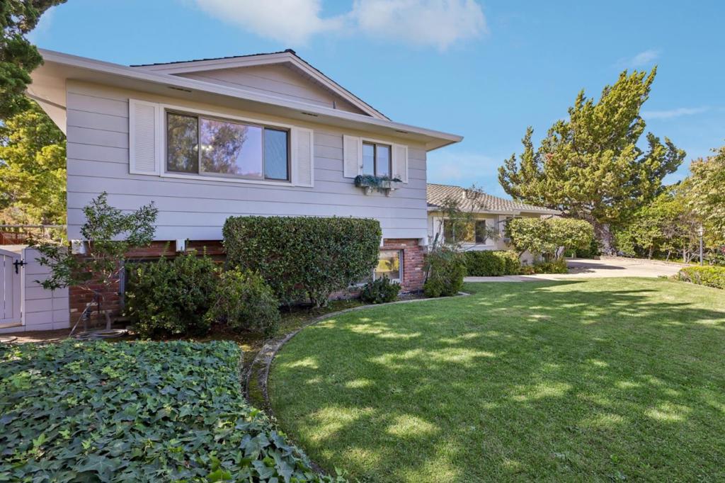 2184 Chuleta Court