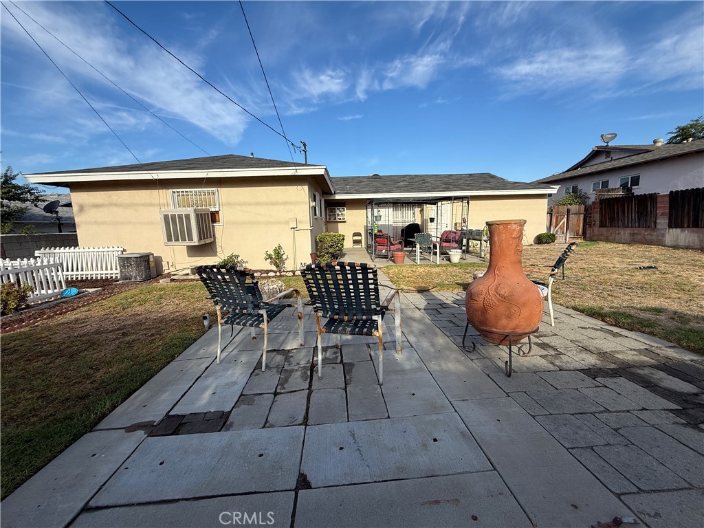 5655 Newbury Avenue
