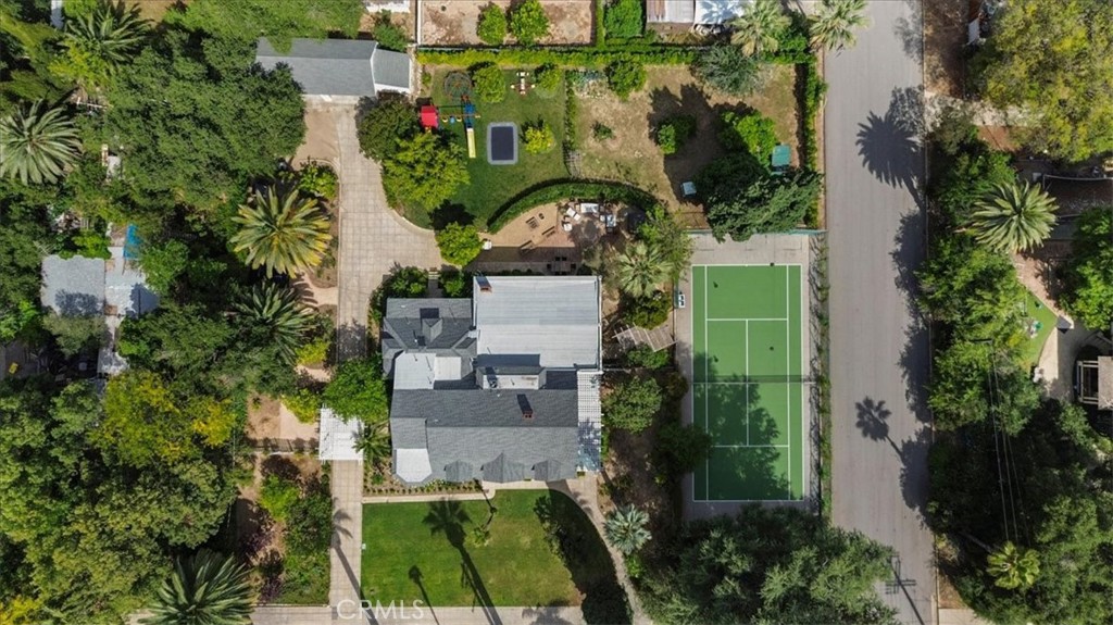 1012 W Highland Ave.