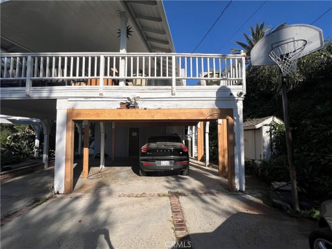 Photo of 22428 Cass AVE, Woodland Hills, CA 91364 (MLS # SR26192004)