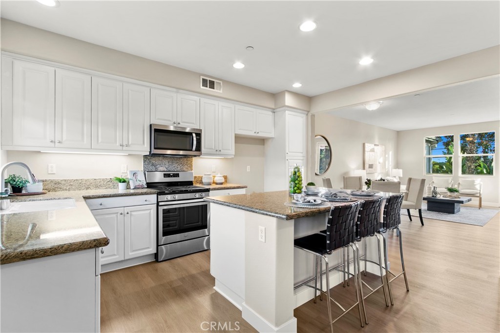 Founder's Walk - Residential