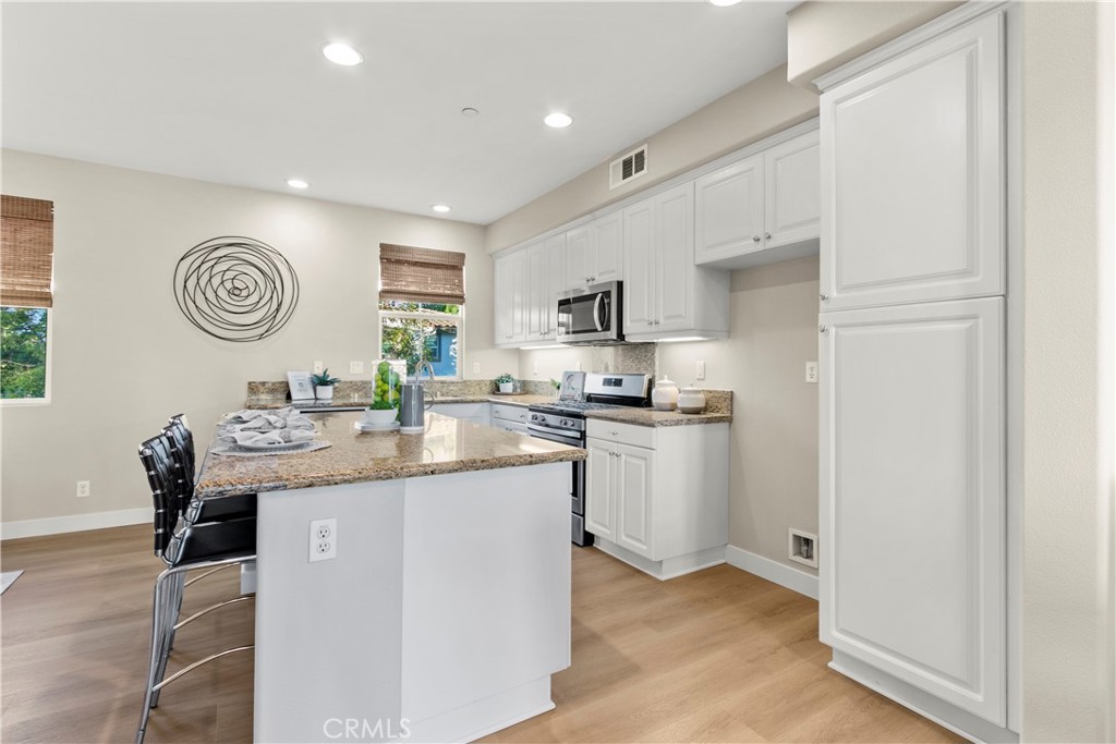 Founder's Walk - Residential