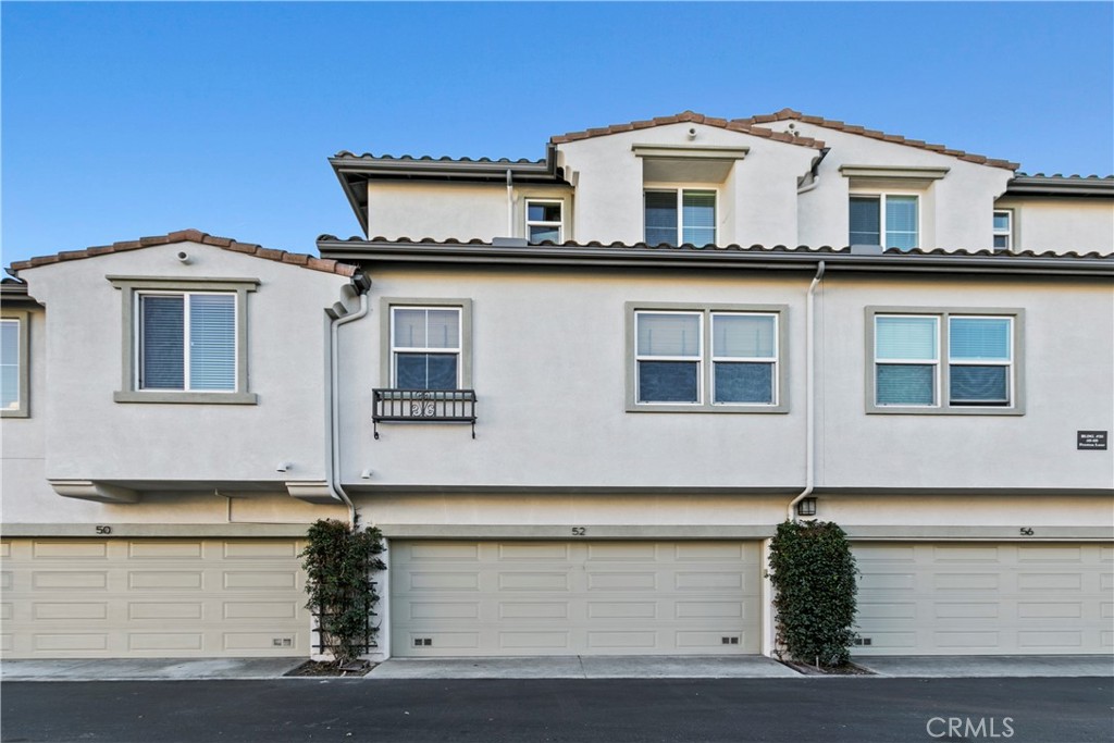 Founder's Walk - Residential