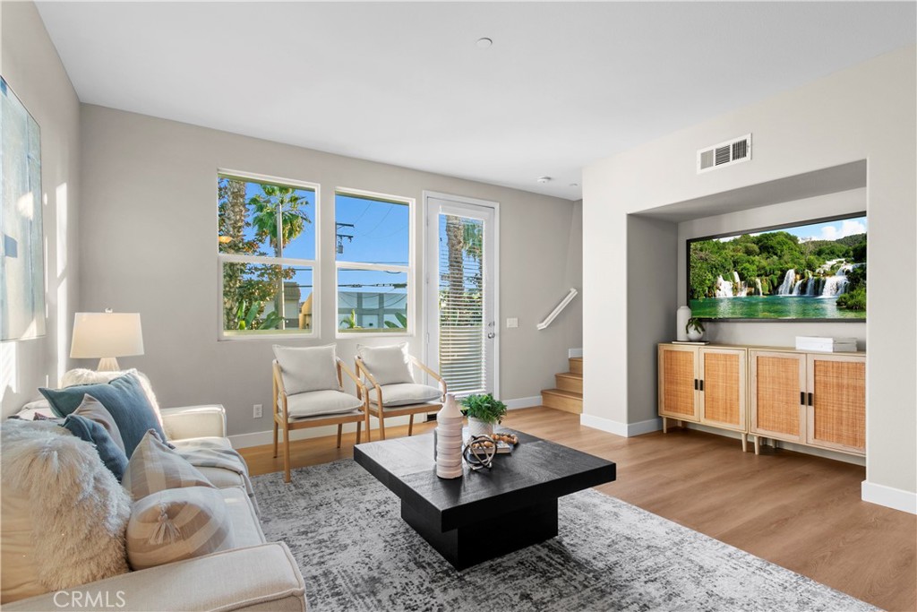 Founder's Walk - Residential