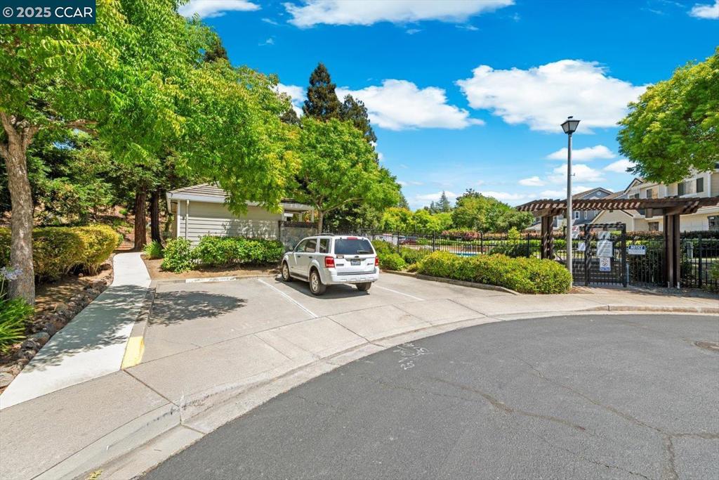 BLACK DIAMOND - Residential