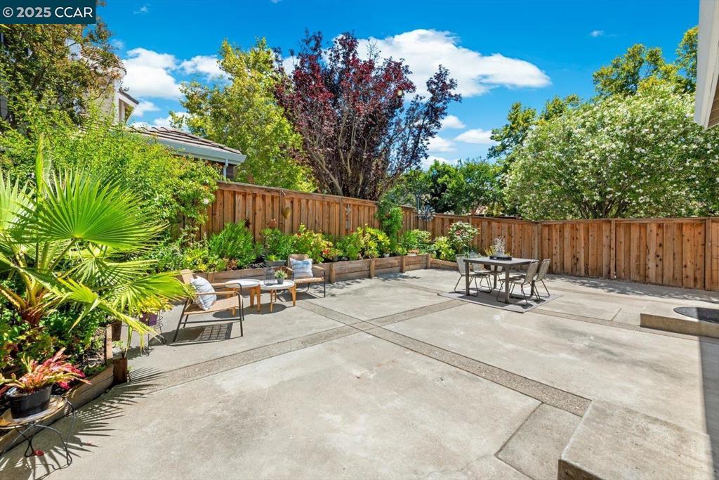 BLACK DIAMOND - Residential